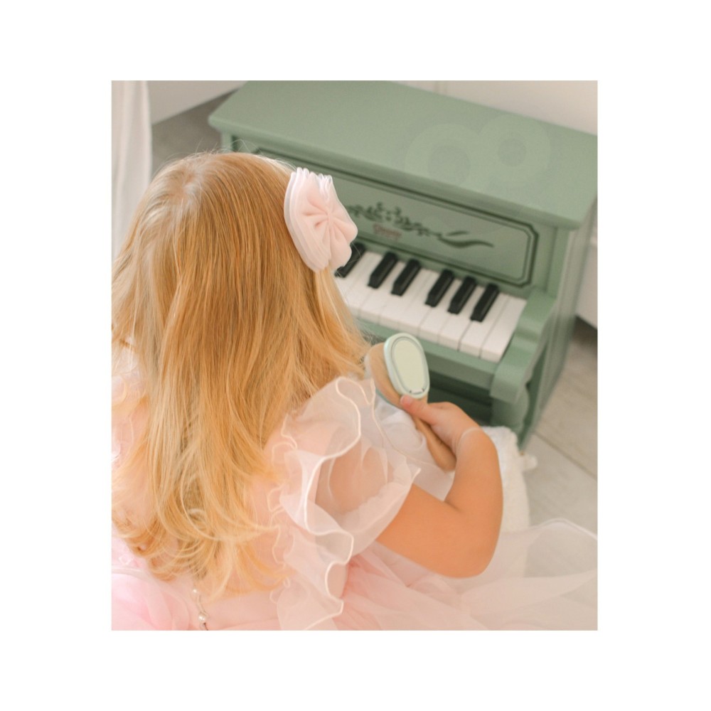 CLASSIC WORLD: vintažinis pianinas + mokomoji knyga.