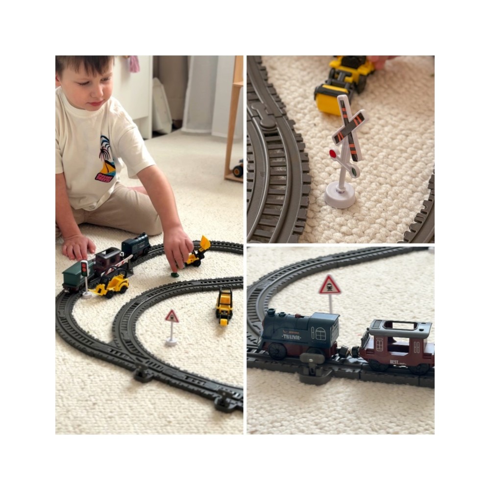 Elektrinis retro traukinys su bėgiais ir priedais