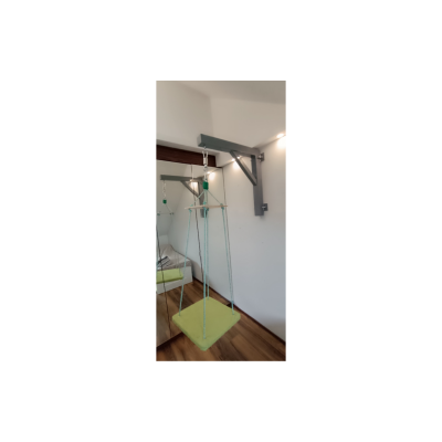 Patogus, prie sienos tvirtinamas pakabos įtaisas