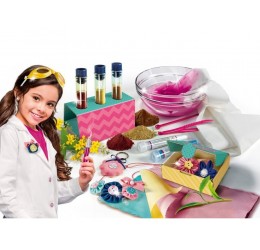 Spalvinga chemija - audinių dažymo laboratorija