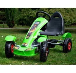 Minamas kartingas su pripučiamais ratais