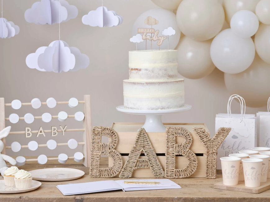 TOP 6 "Baby shower" kūdikio sutiktuvių dovanos